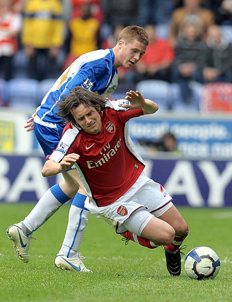 效力于五大 效力于五大