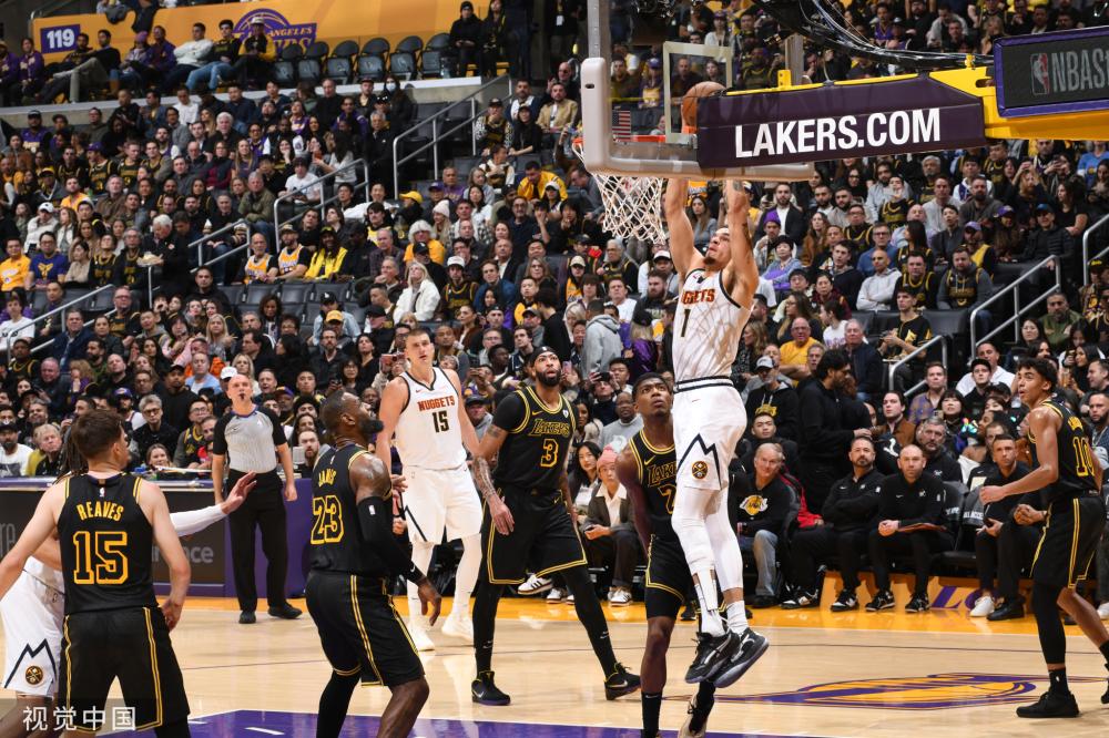 世界不仅看 世界不仅看